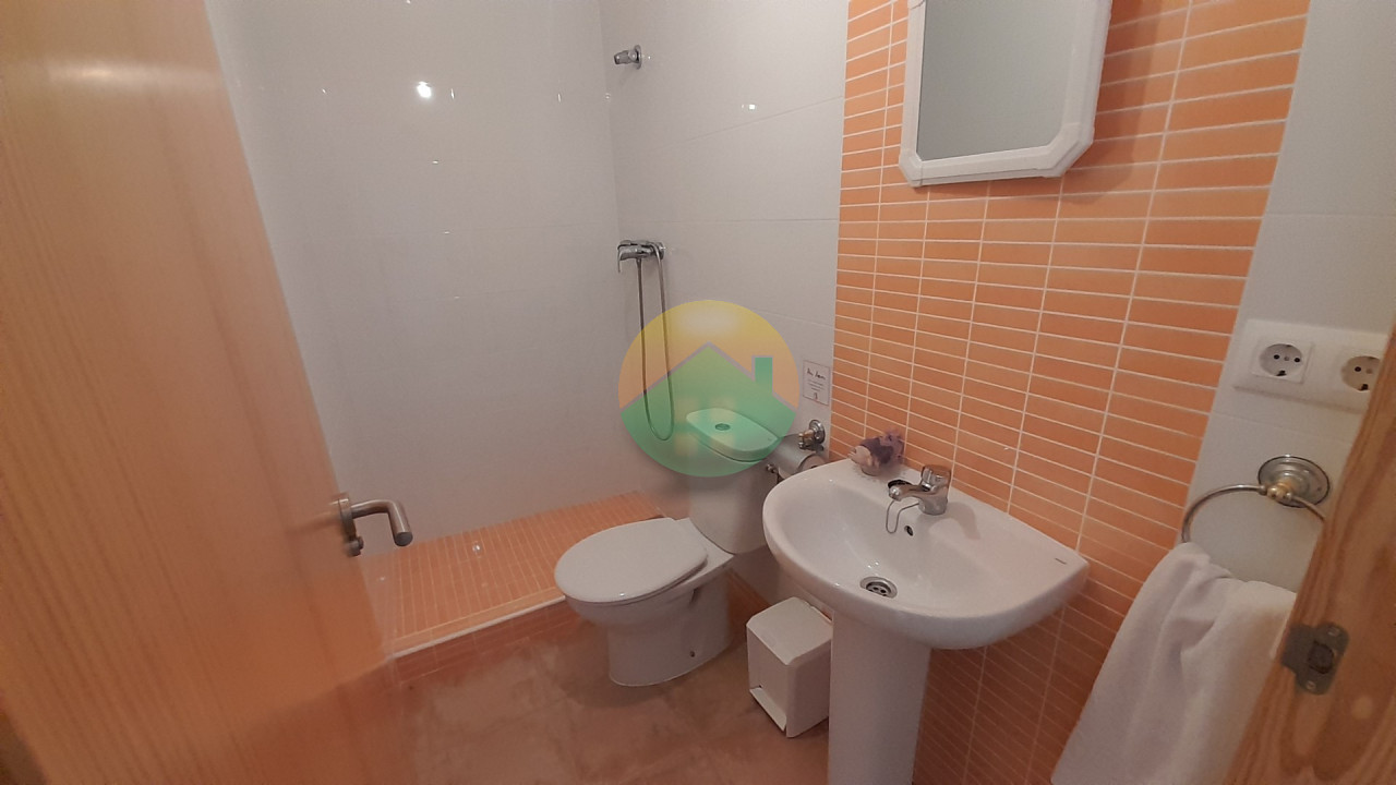 3 Bedroom Country House For Sale