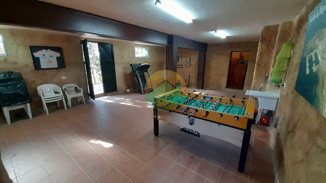 4 Bedroom Country house For Sale