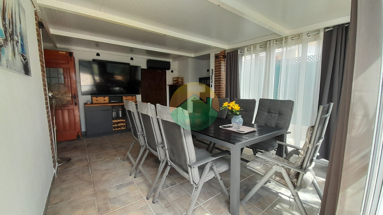 2 Bedroom Detached For sale