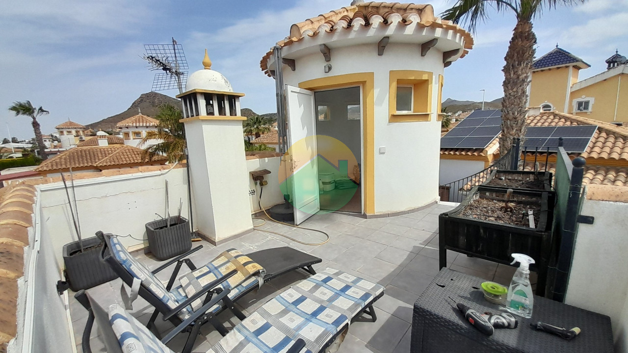 2 Bedroom Detached For sale