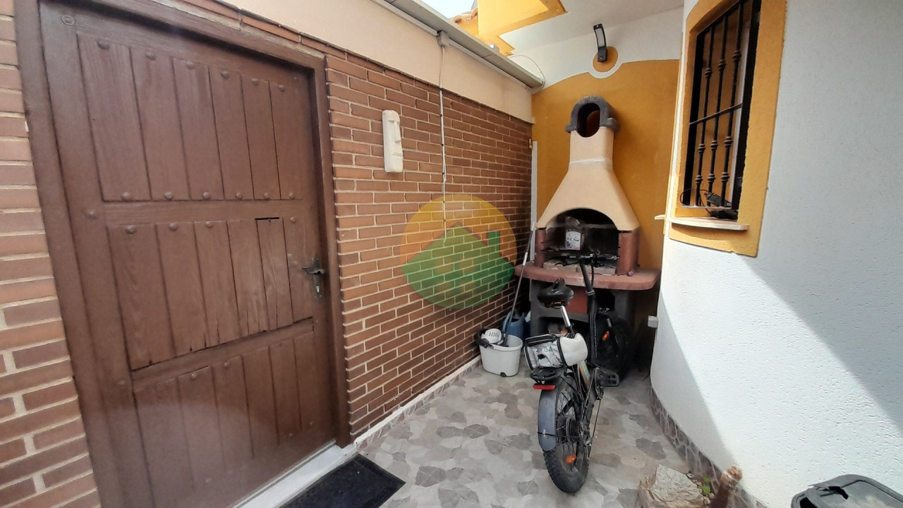 2 Bedroom Detached For sale