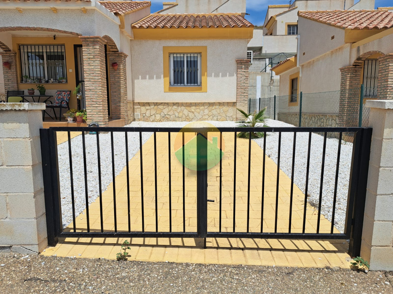 2 Bedroom Detached For Sale