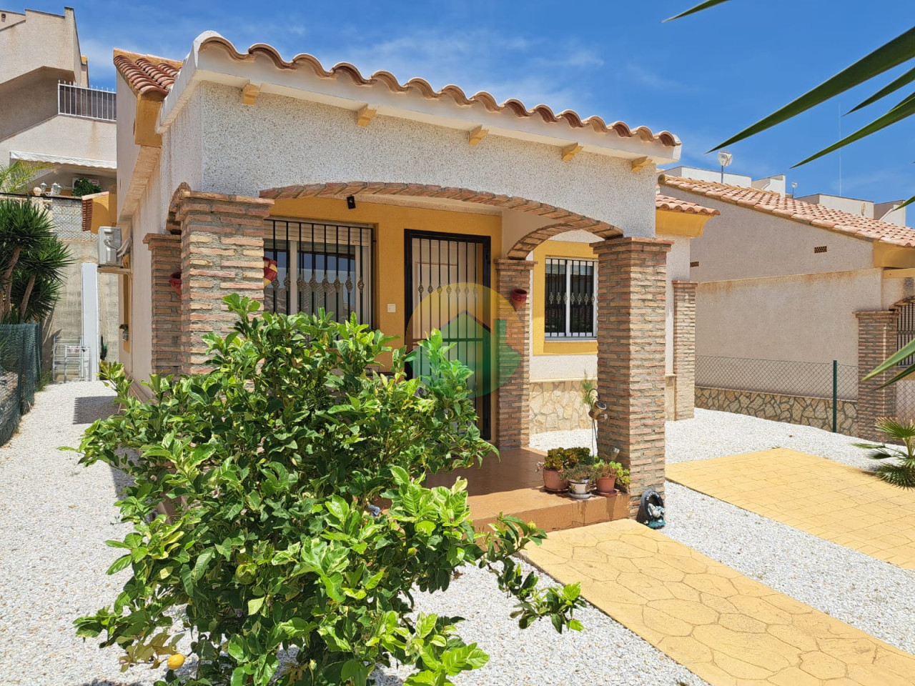 2 Bedroom Detached For Sale