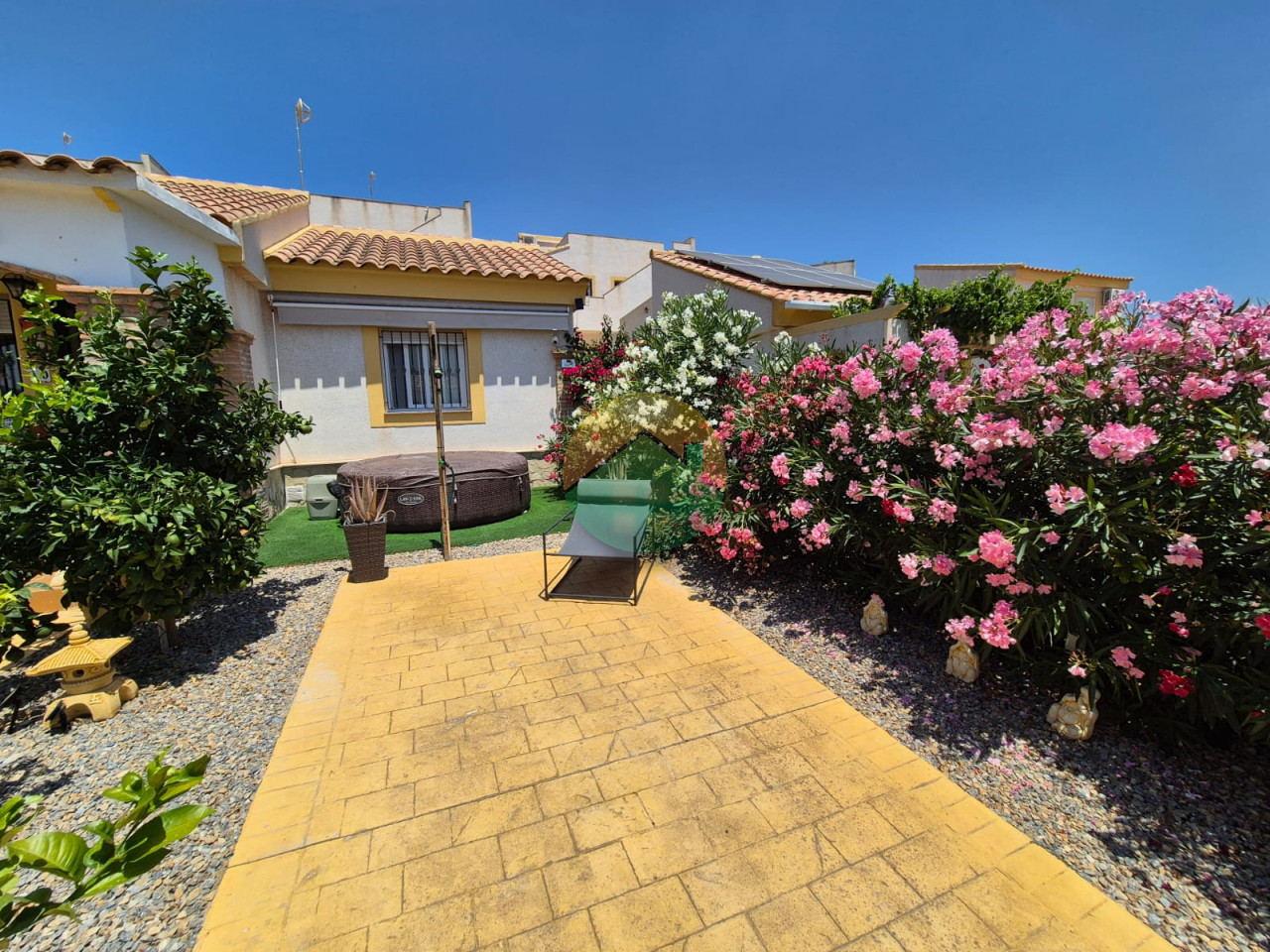 2 Bedroom Detached For Sale