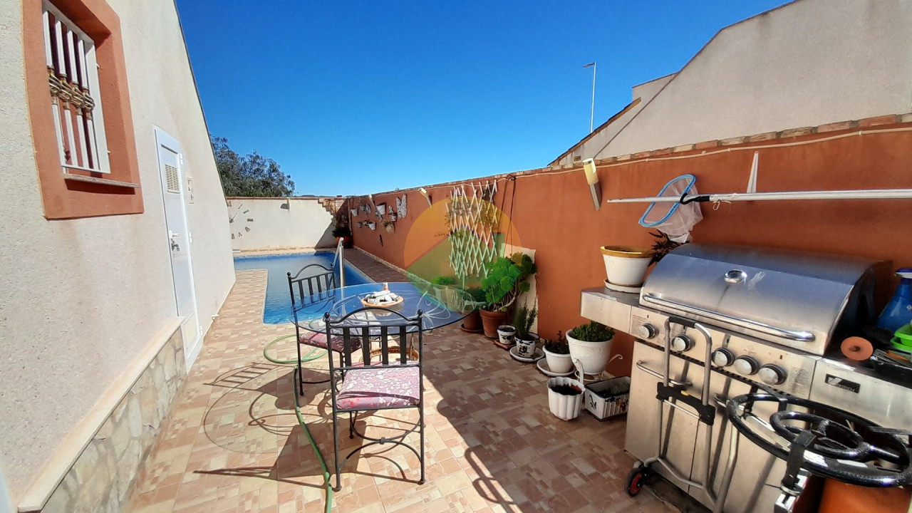 2 Bedroom Semi-Detached For Sale