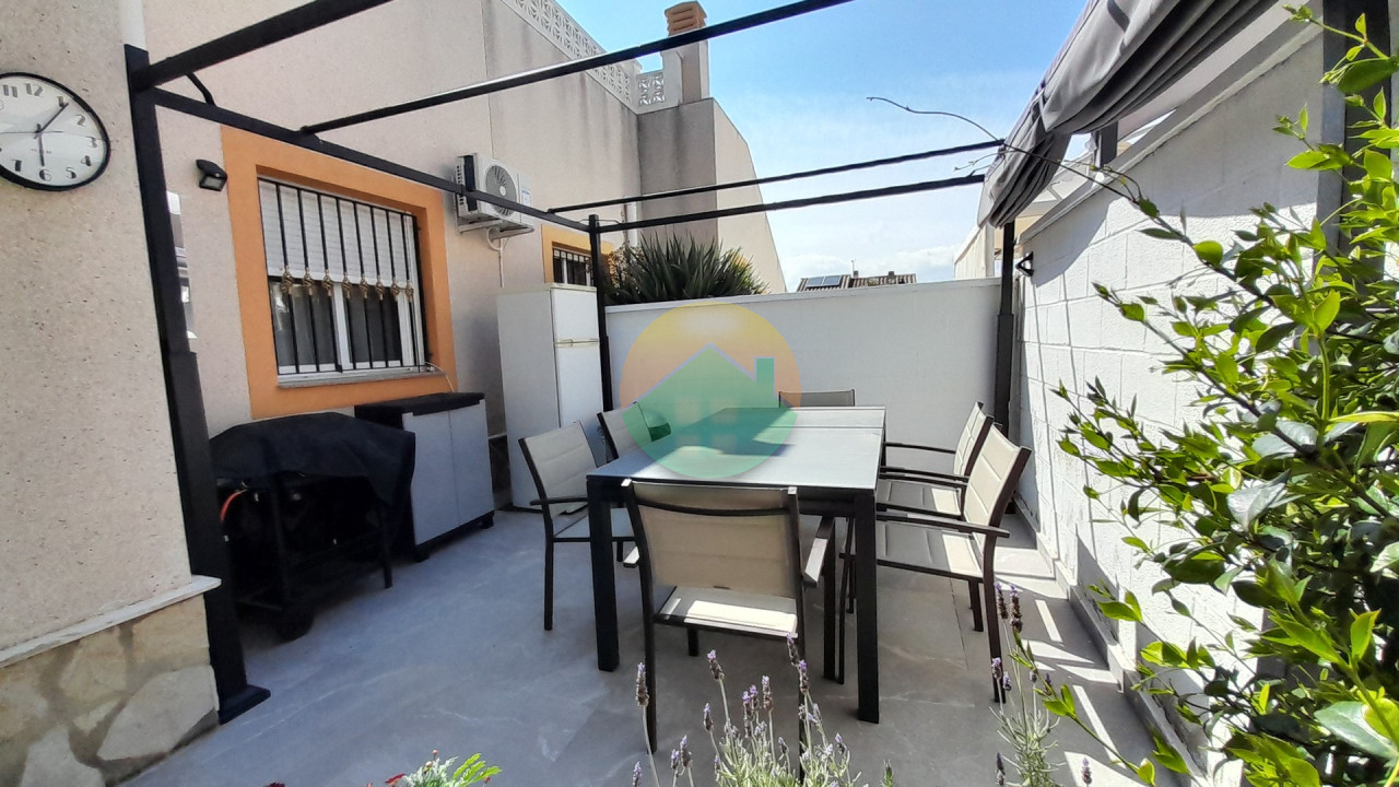 2 Bedroom Semi-Detached For Sale