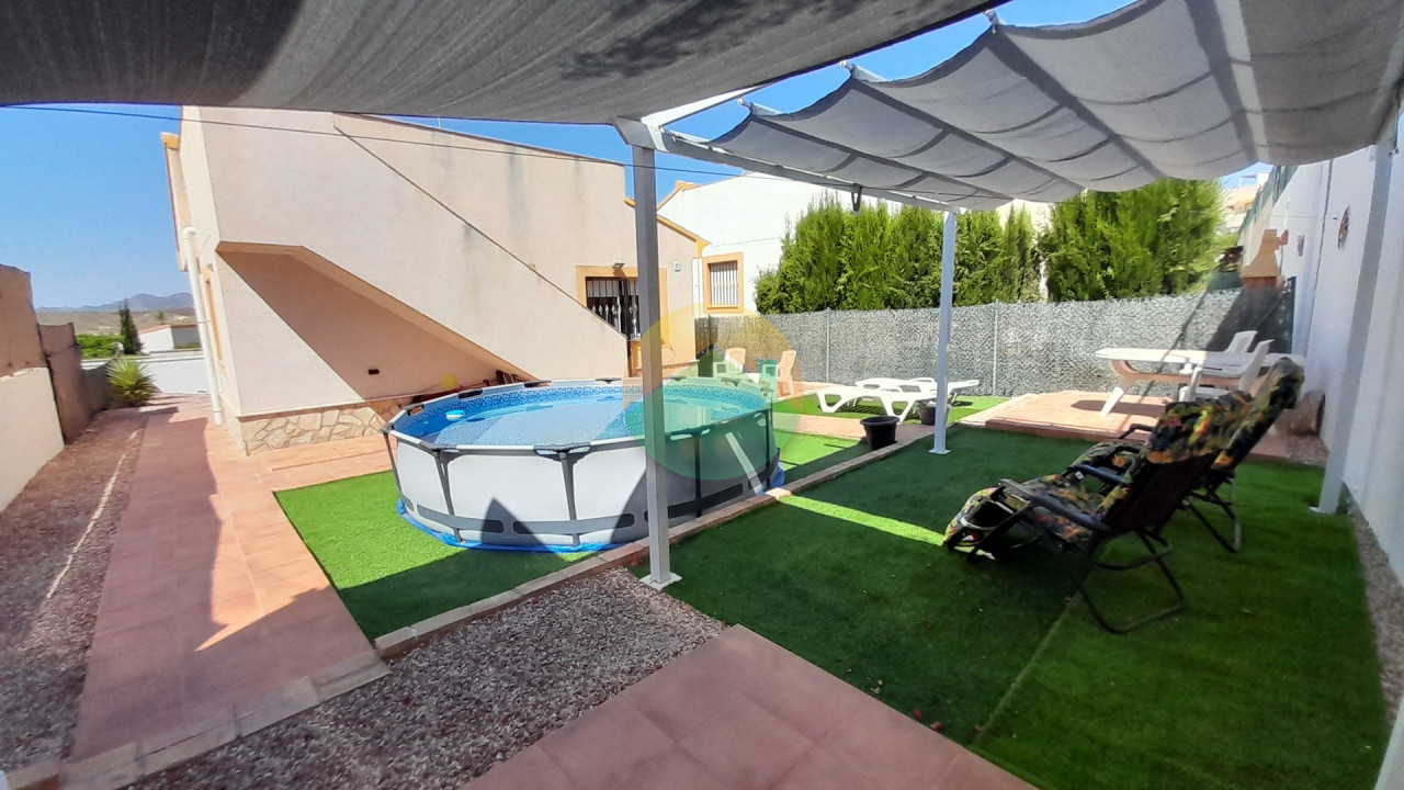 2 Bedroom Detached For Sale