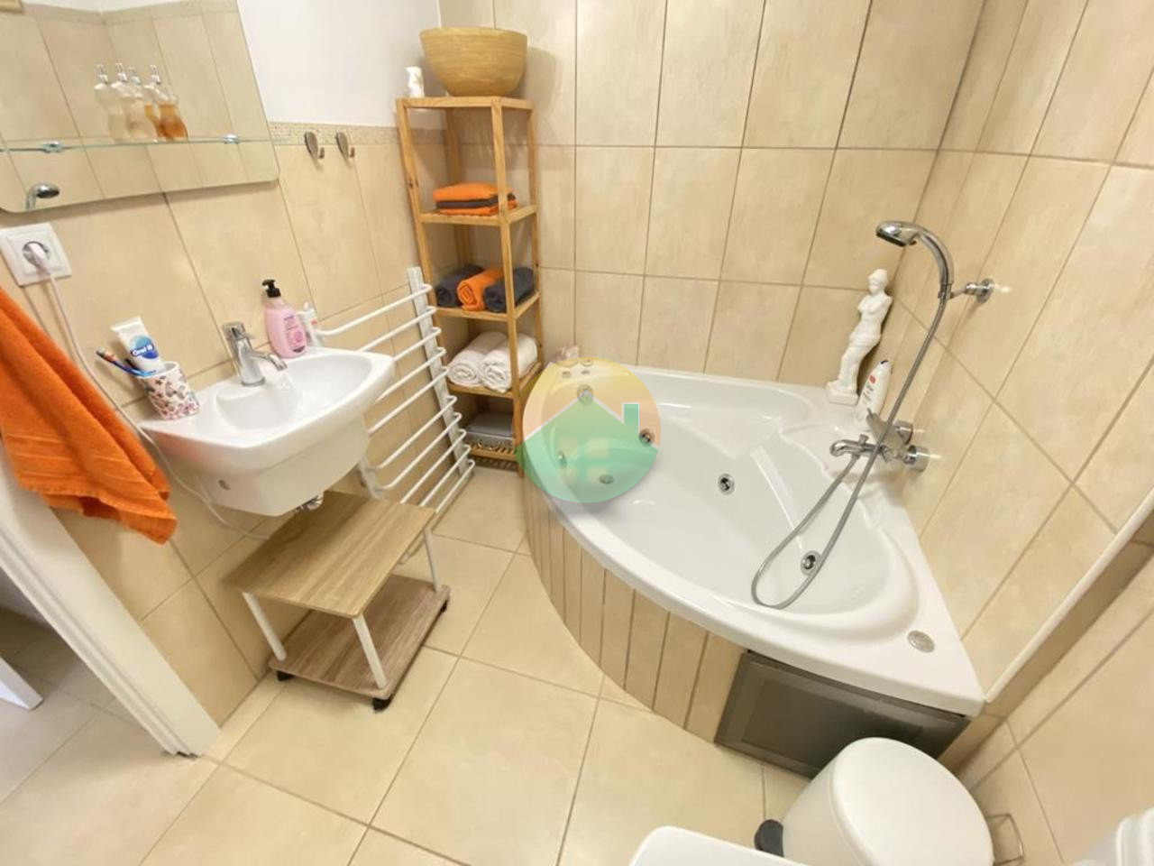 3 Bedroom Apartment For Sale