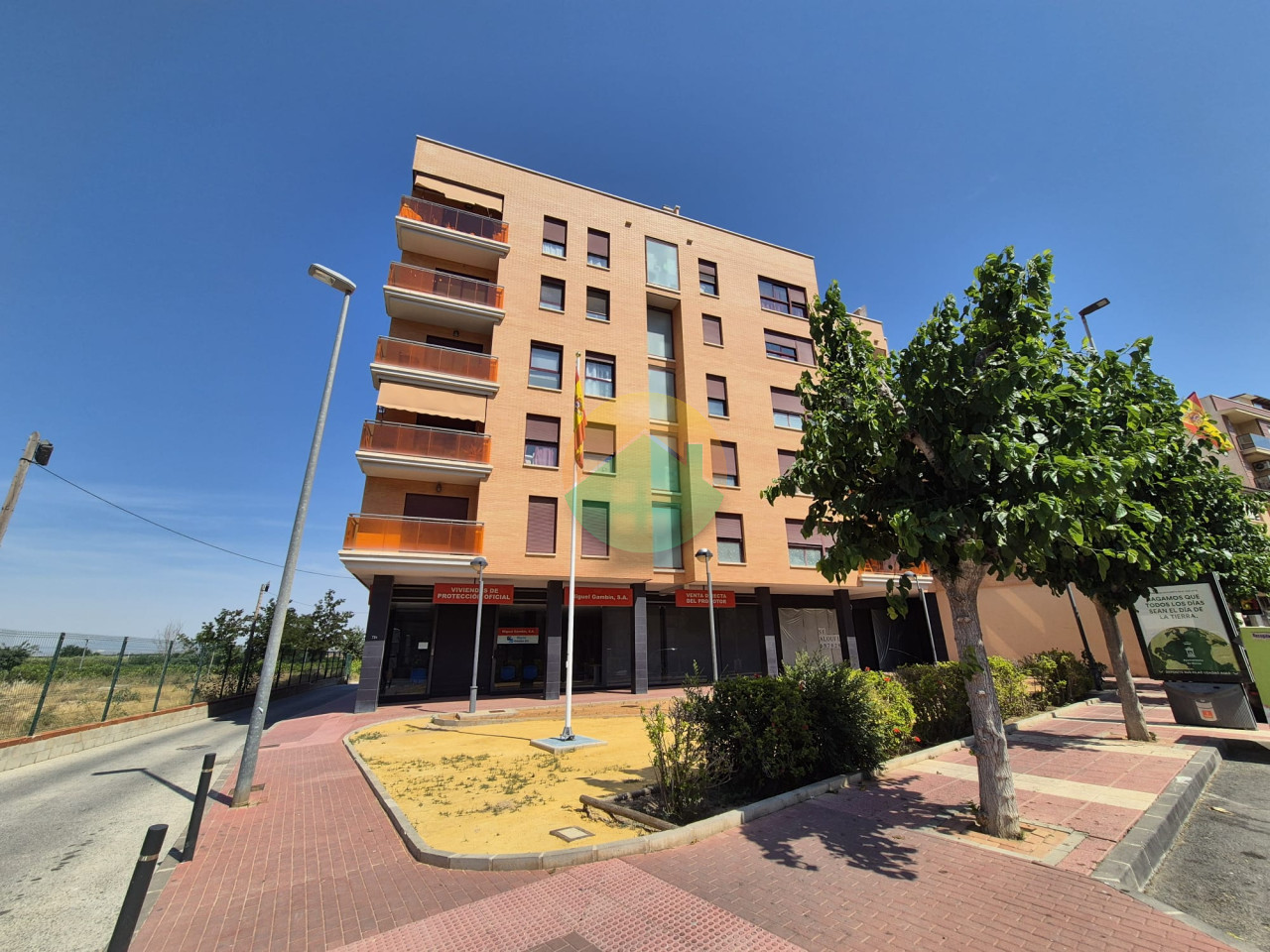 2 Bedroom Apartment For Sale