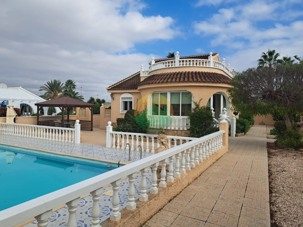 3 Bedroom Detached For Sale