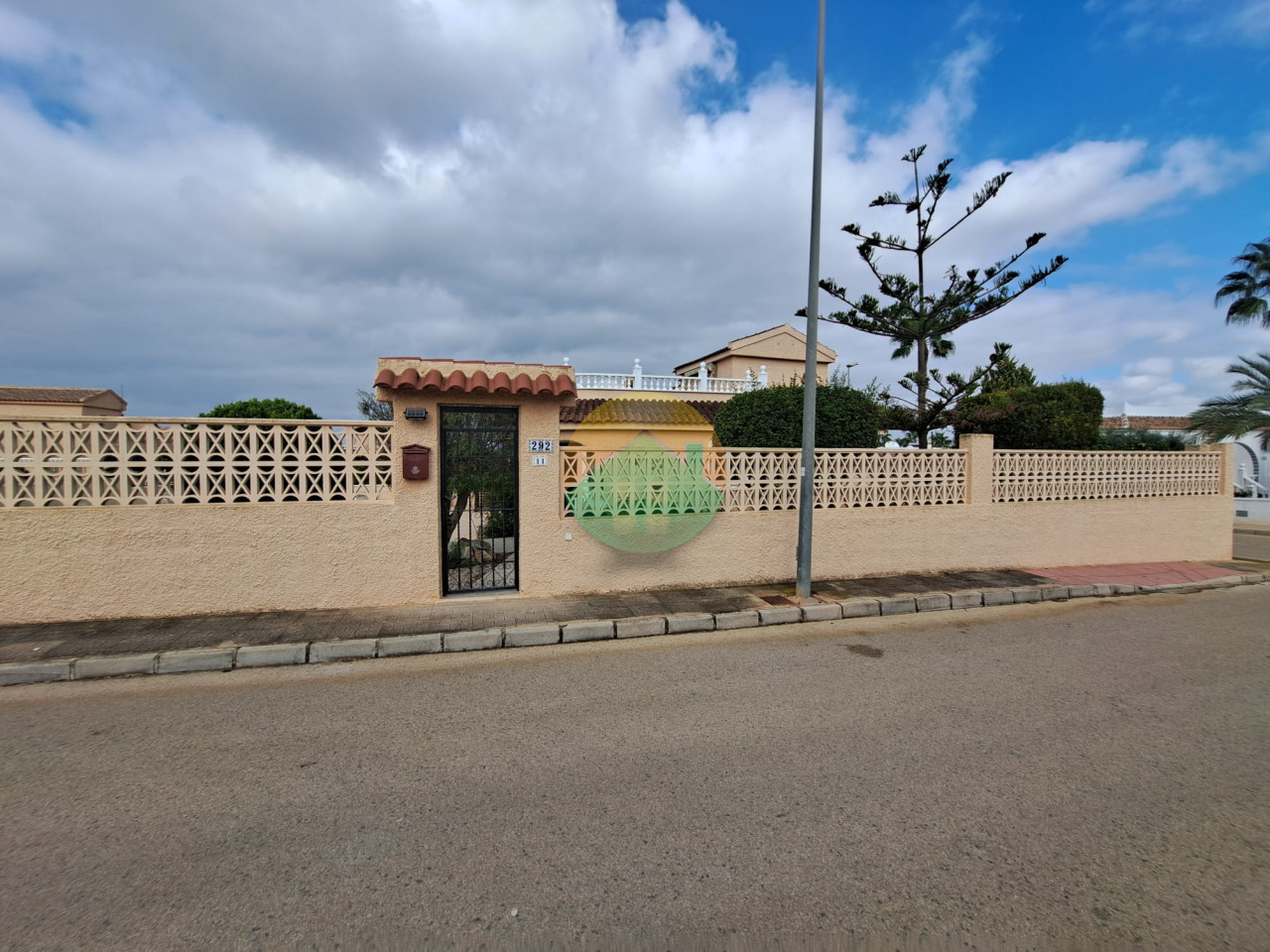 3 Bedroom Detached For Sale