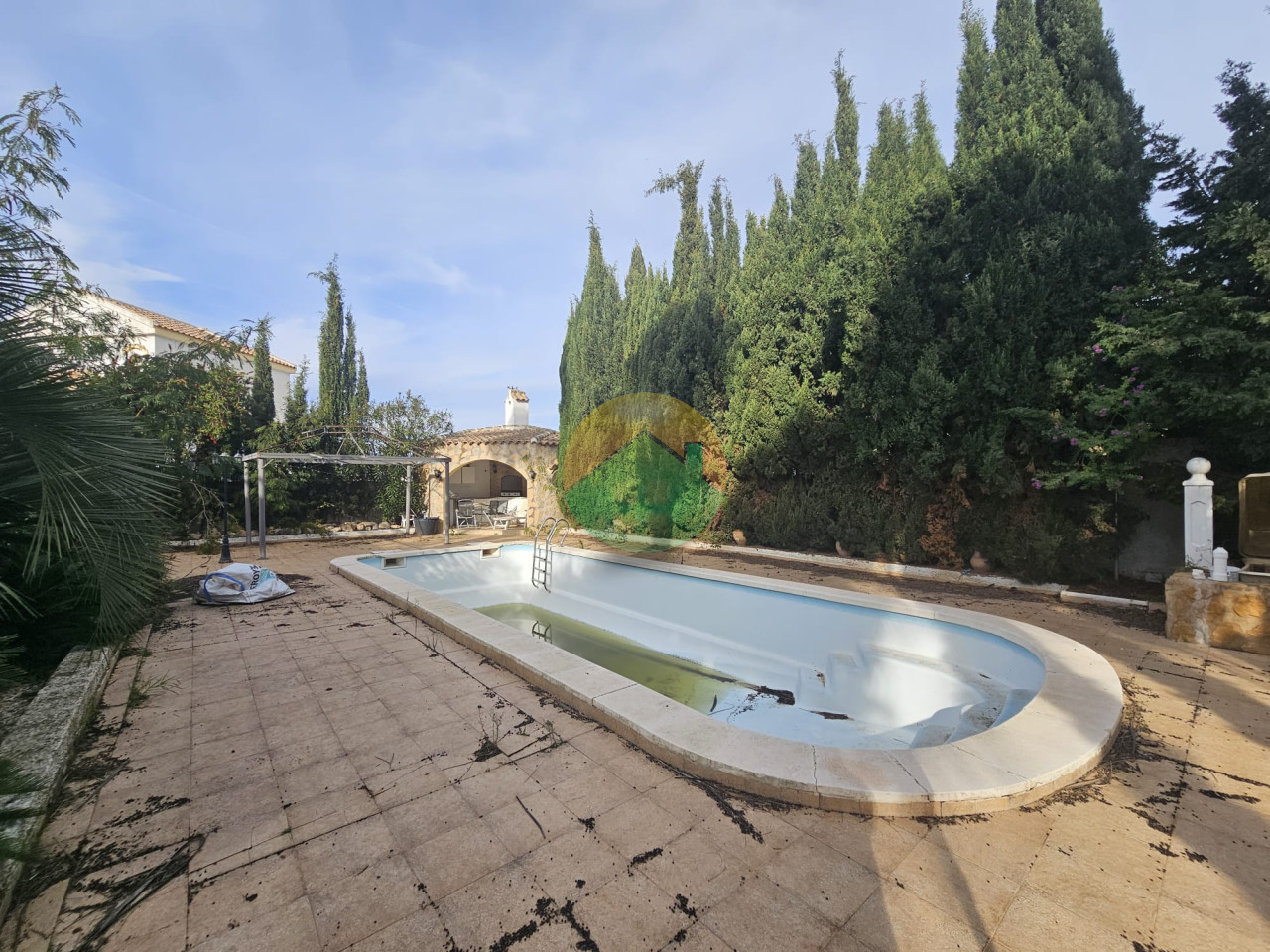 5 Bedroom Detached For Sale