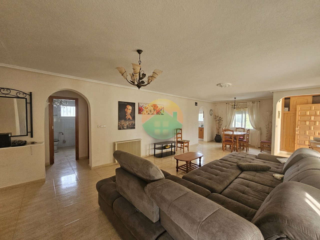 5 Bedroom Detached For Sale