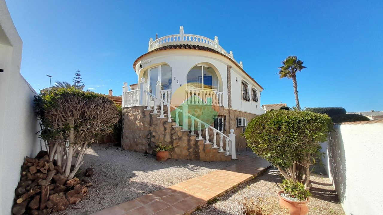 4 Bedroom Detached For Sale