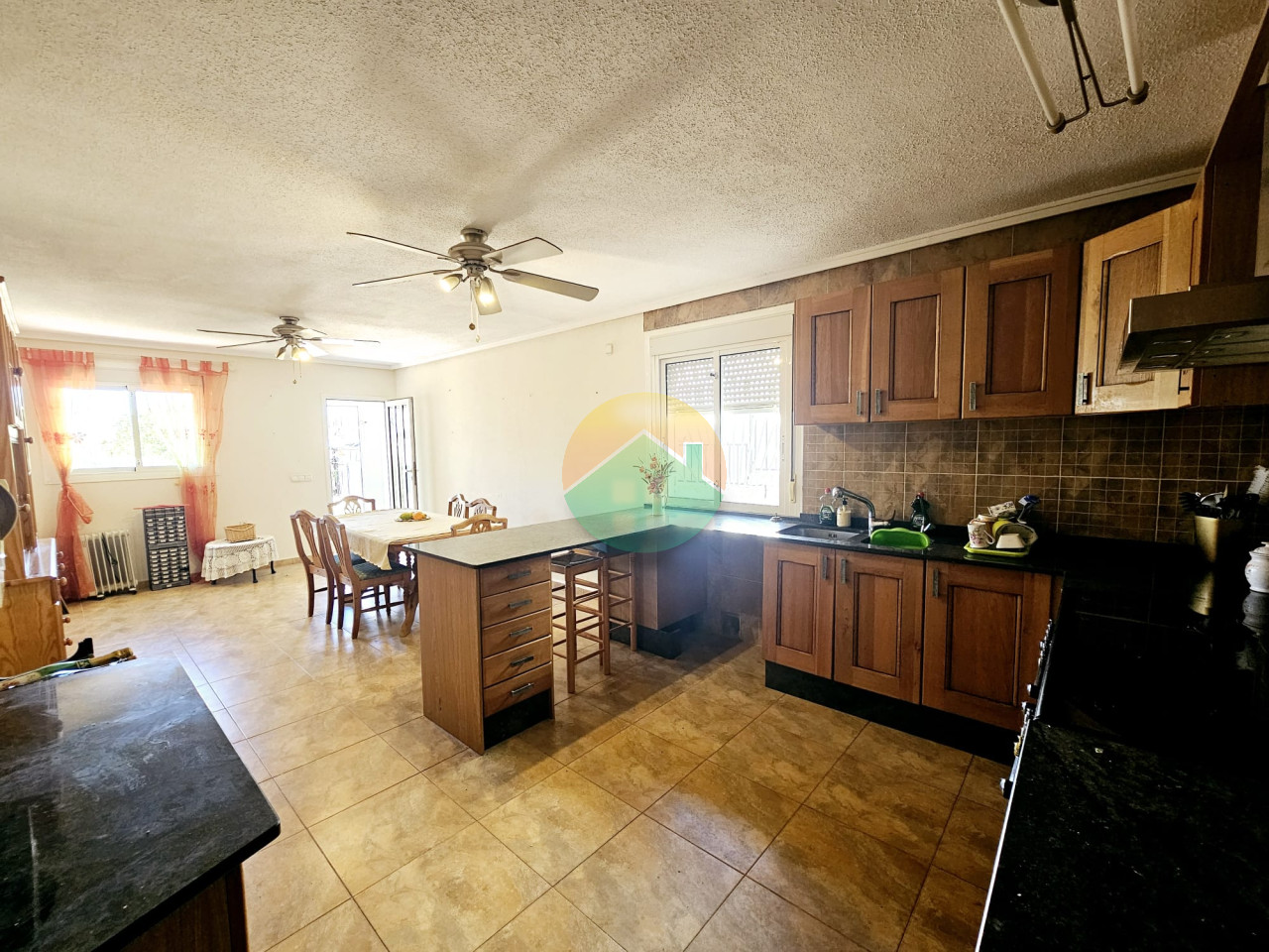 3 Bedroom Detached For Sale