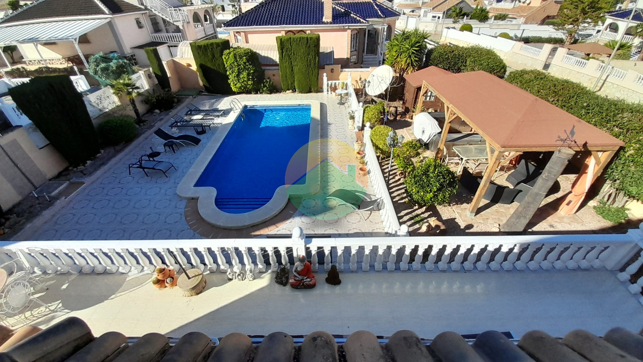 3 Bedroom Detached For Sale