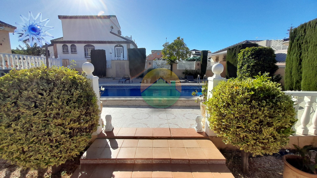 3 Bedroom Detached For Sale