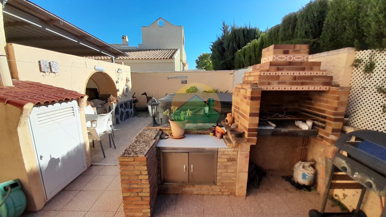 3 Bedroom Detached For Sale