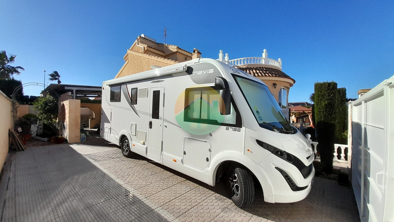 3 Bedroom Detached For Sale