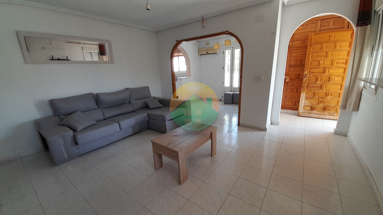 2 Bedroom Detached For sale