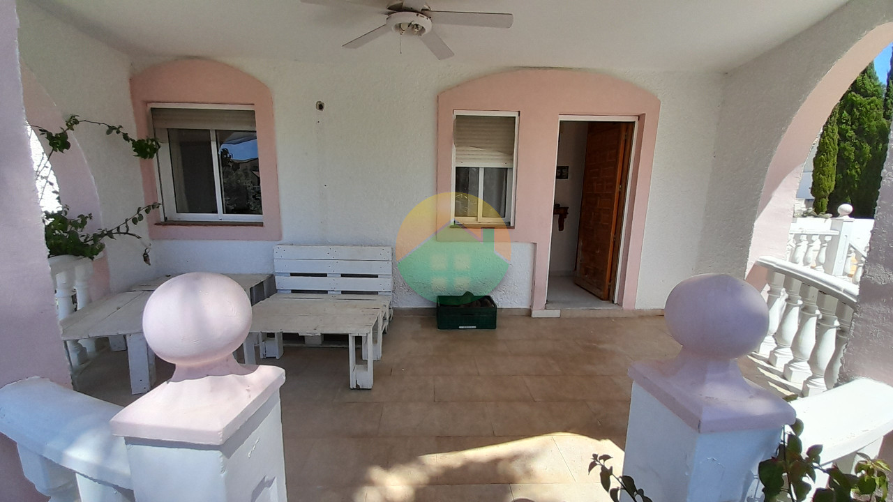 2 Bedroom Detached For sale