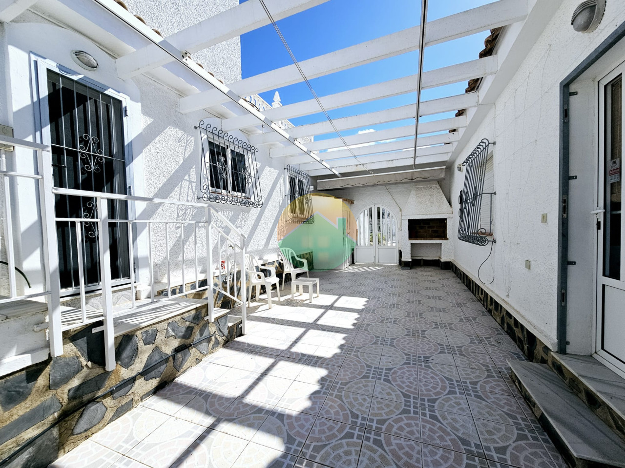 2 Bedroom Detached For sale