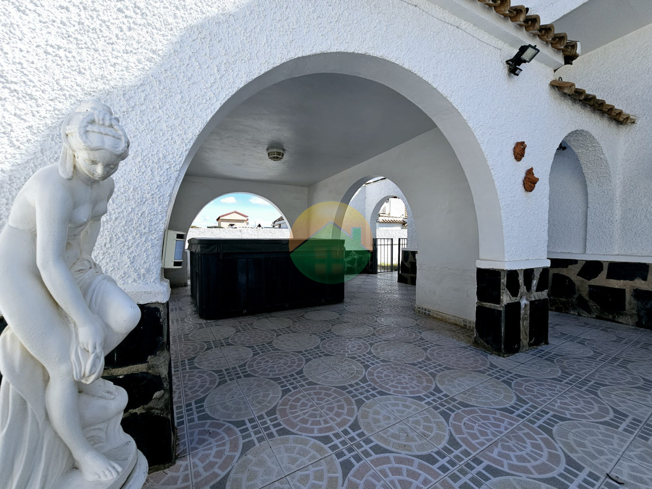 2 Bedroom Detached For sale