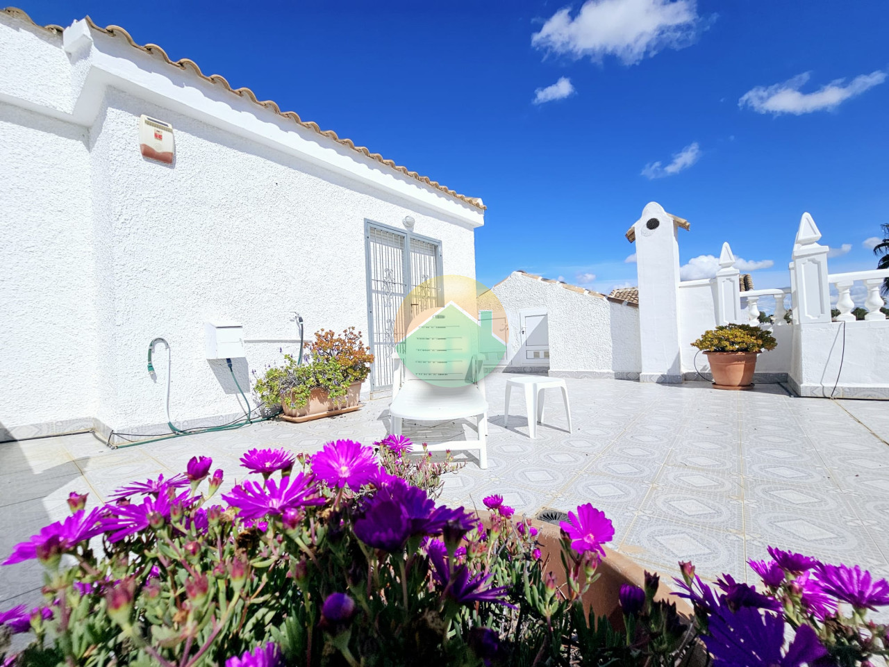 2 Bedroom Detached For sale