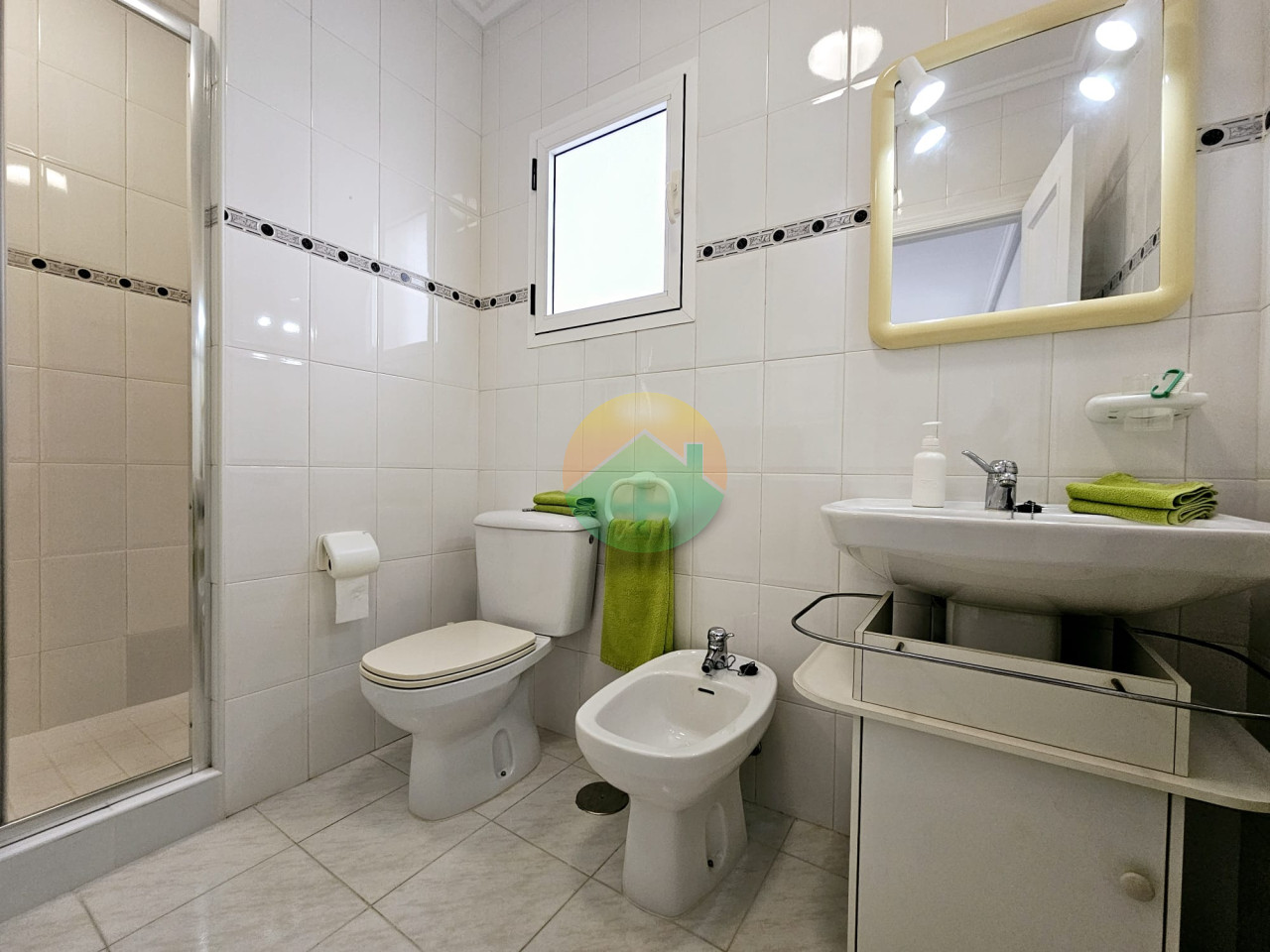 2 Bedroom Detached For sale