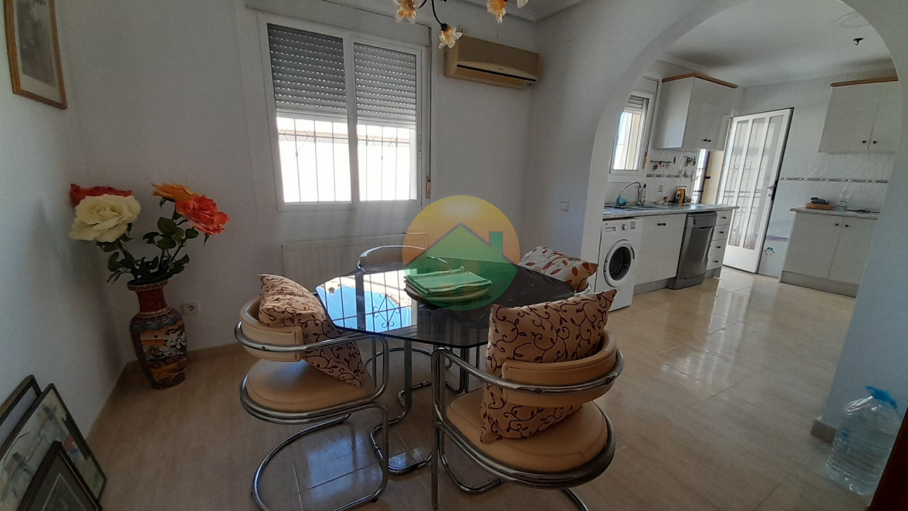 5 Bedroom Detached For Sale