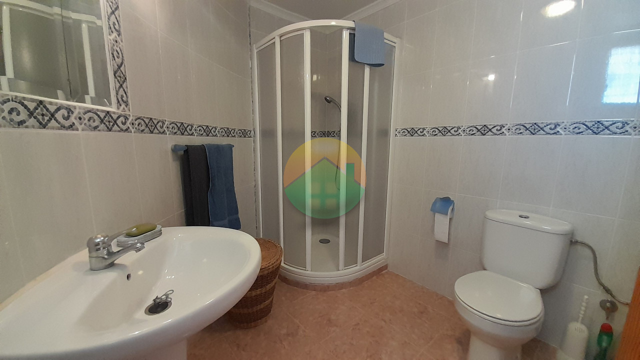5 Bedroom Detached For Sale