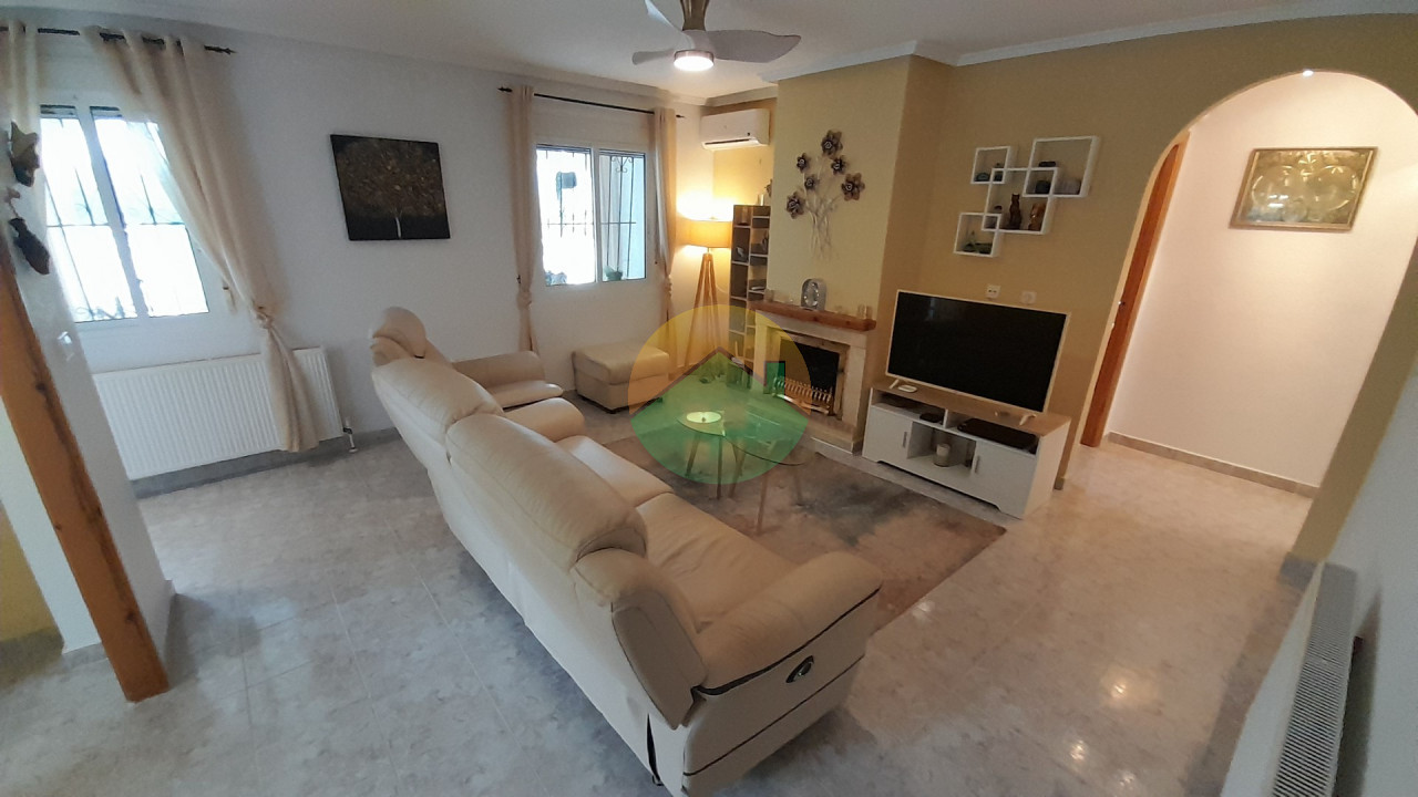 3 Bedroom Detached For Sale