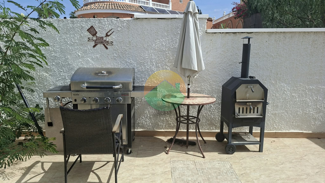 3 Bedroom Detached For Sale