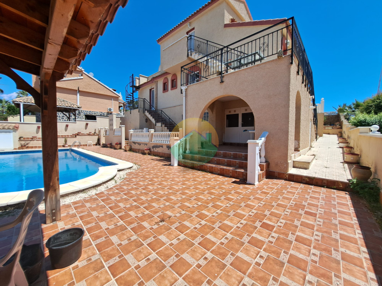3 Bedroom Detached For Sale