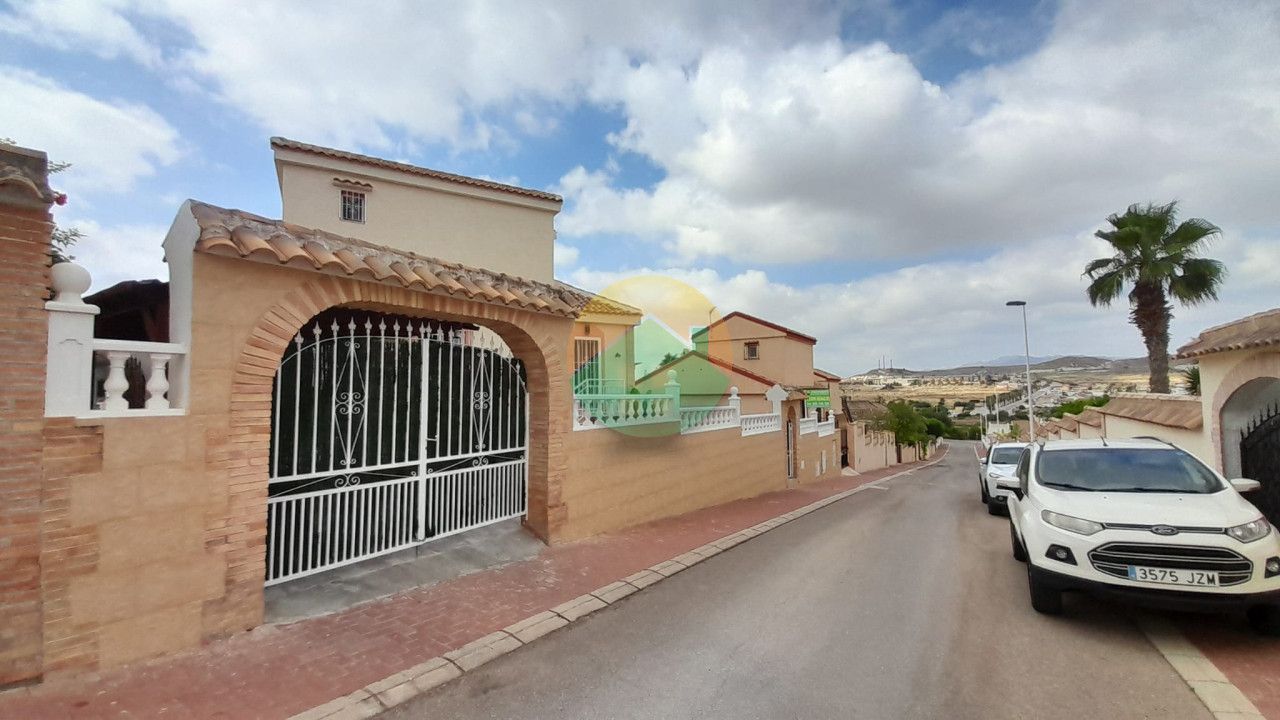 3 Bedroom Detached For Sale