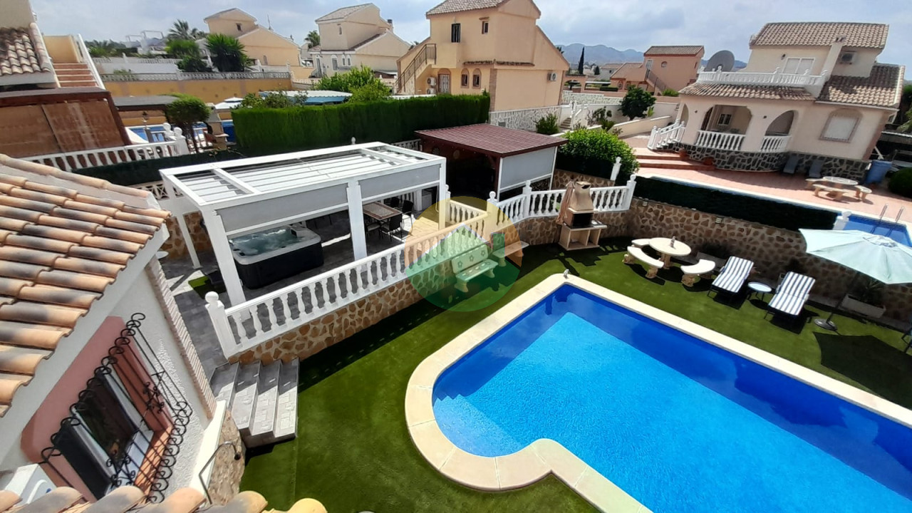 3 Bedroom Detached For Sale