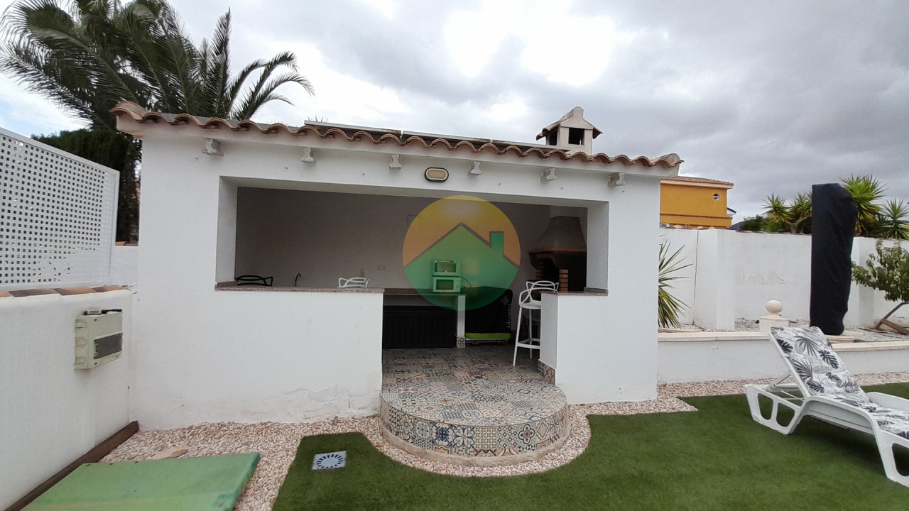 4 Bedroom Detached For Sale