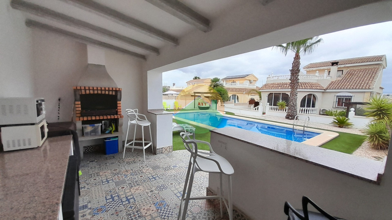 4 Bedroom Detached For Sale