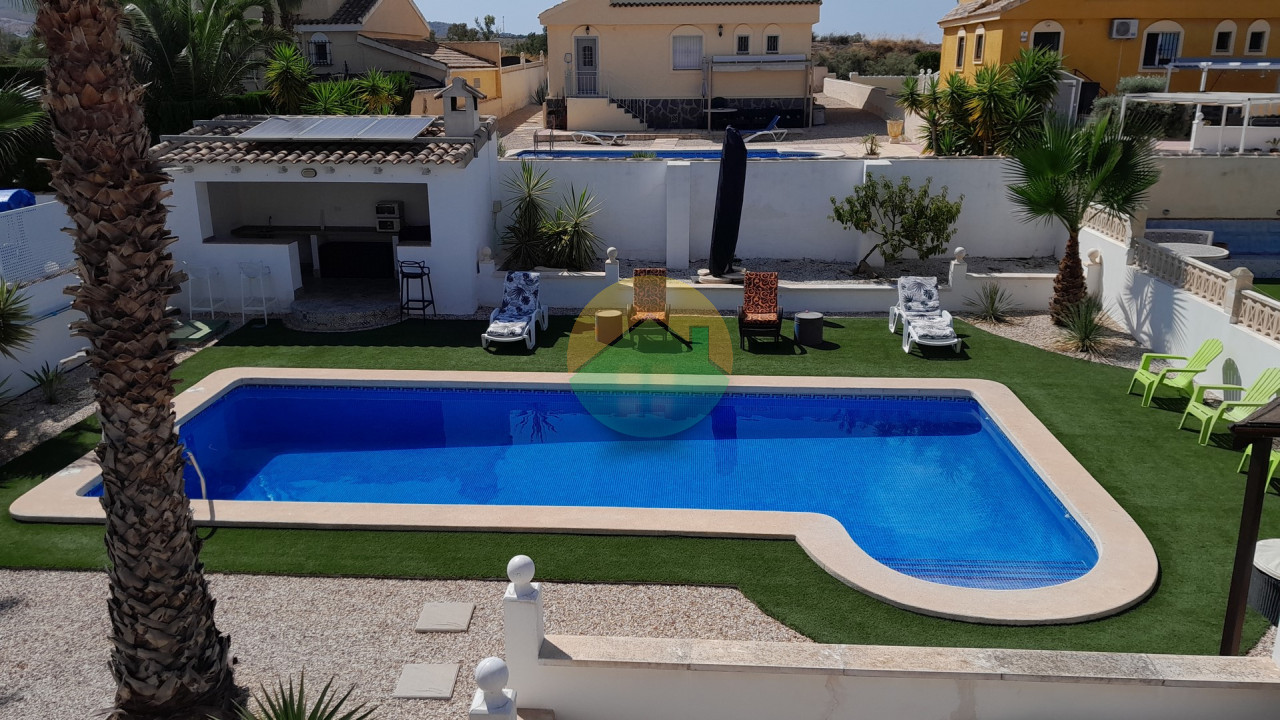 4 Bedroom Detached For Sale