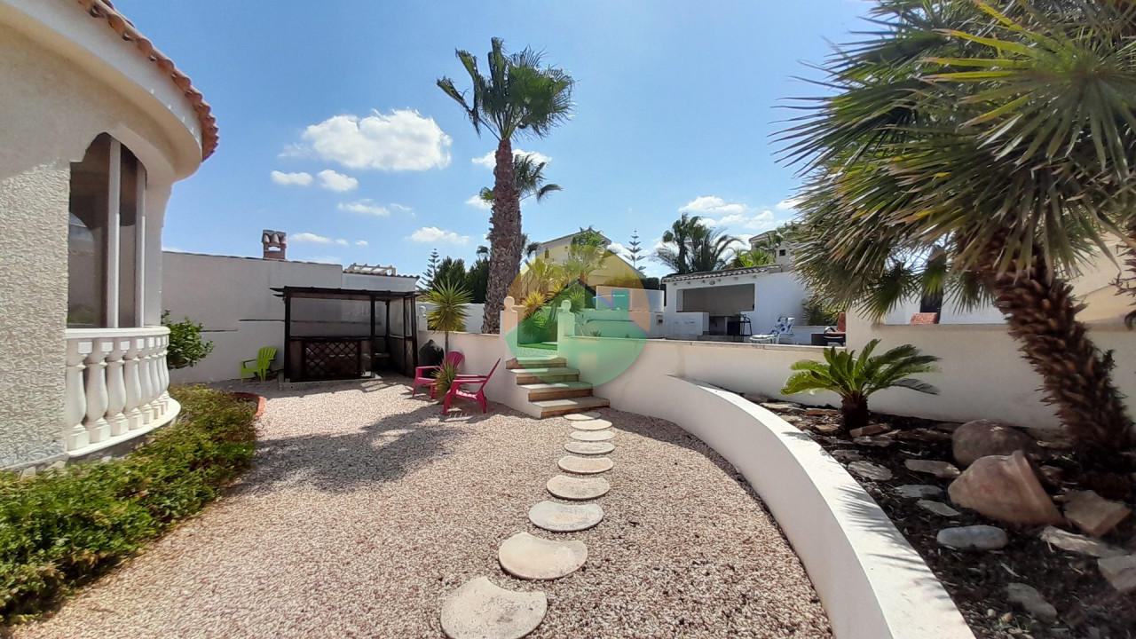4 Bedroom Detached For Sale
