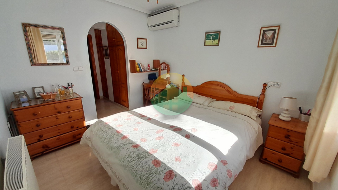 3 Bedroom Detached For Sale