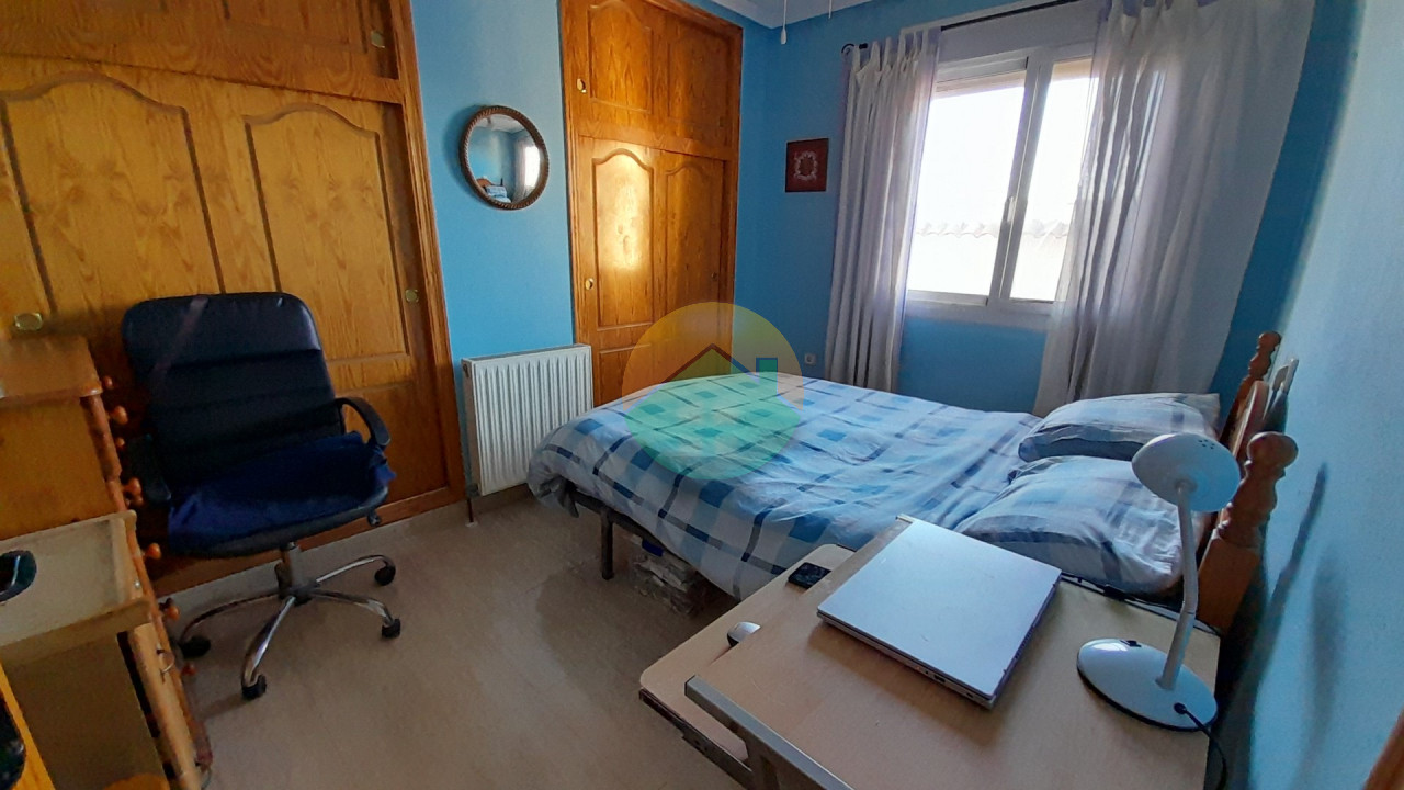 3 Bedroom Detached For Sale