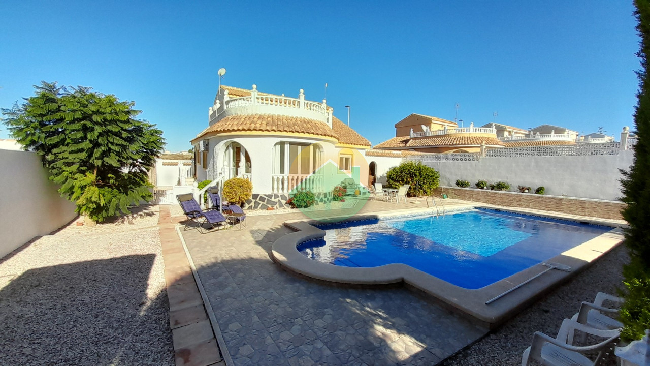 3 Bedroom Detached For Sale