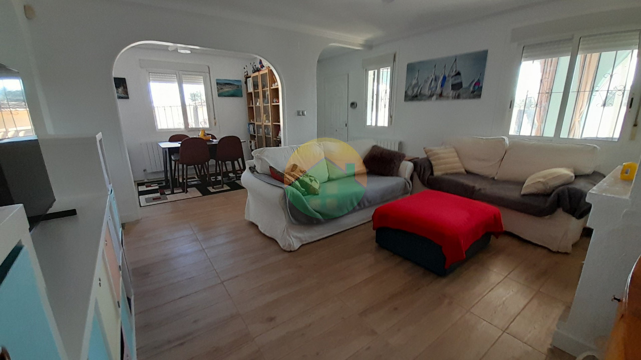 3 Bedroom Detached For Sale