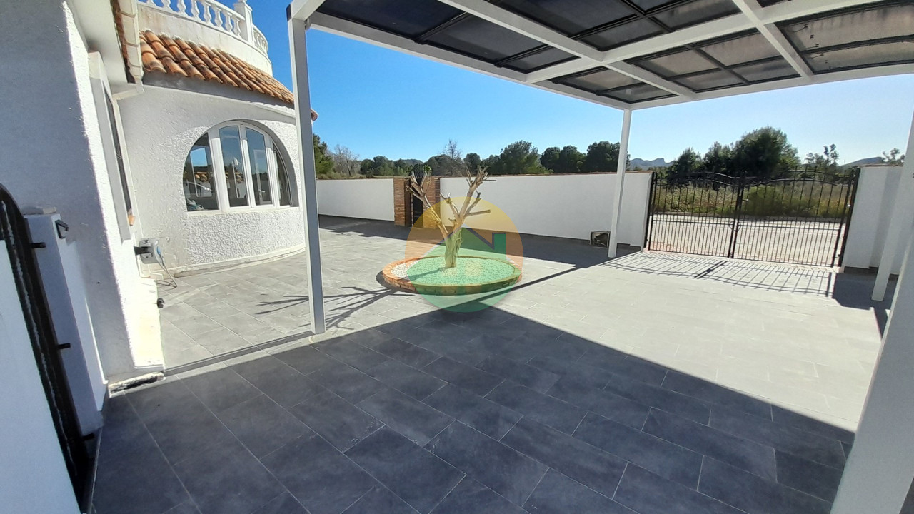 3 Bedroom Detached For Sale