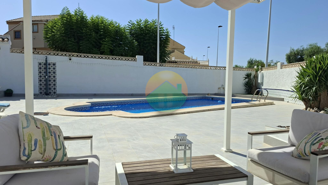 3 Bedroom Detached For sale