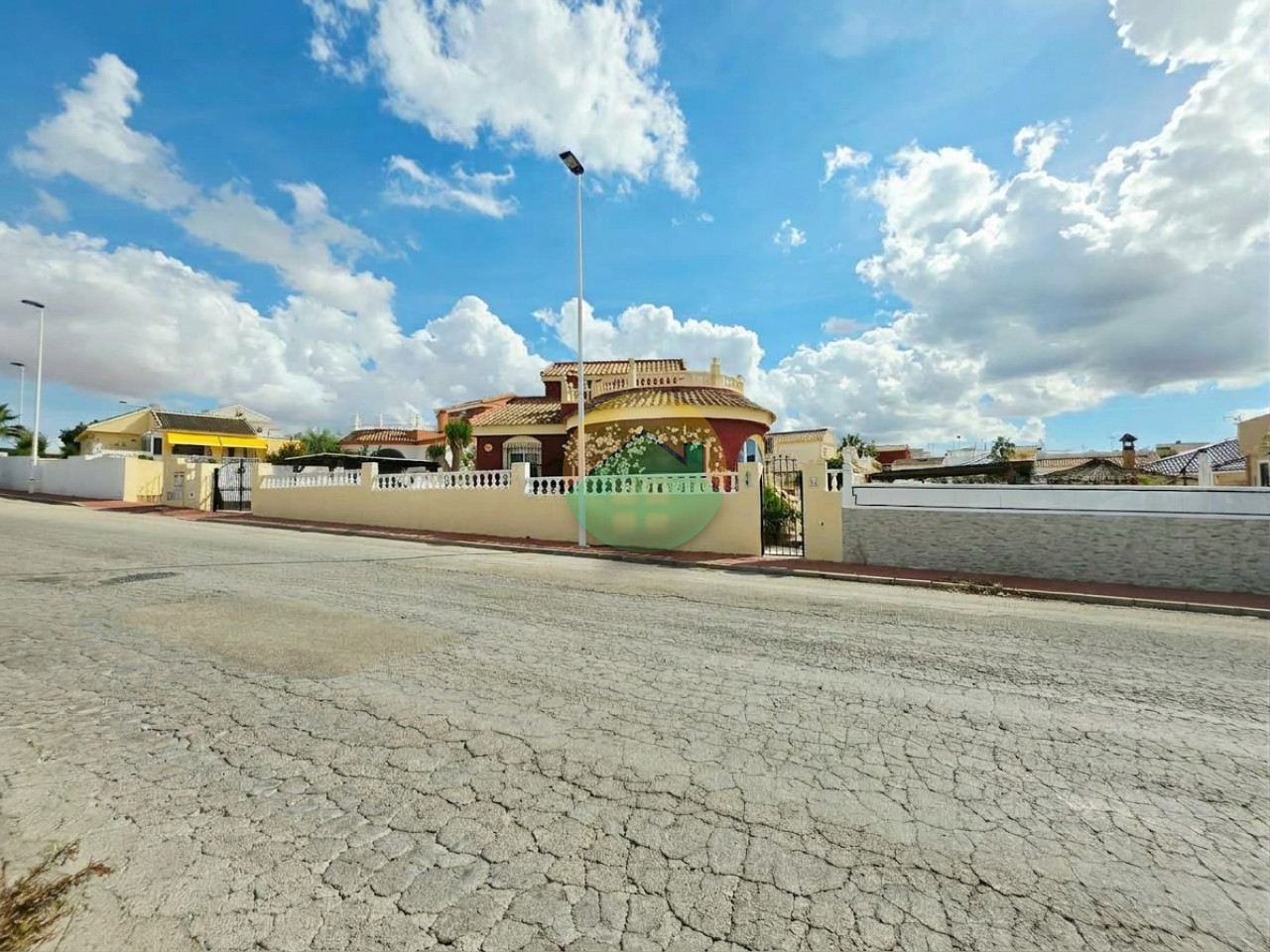 3 Bedroom Detached For Sale