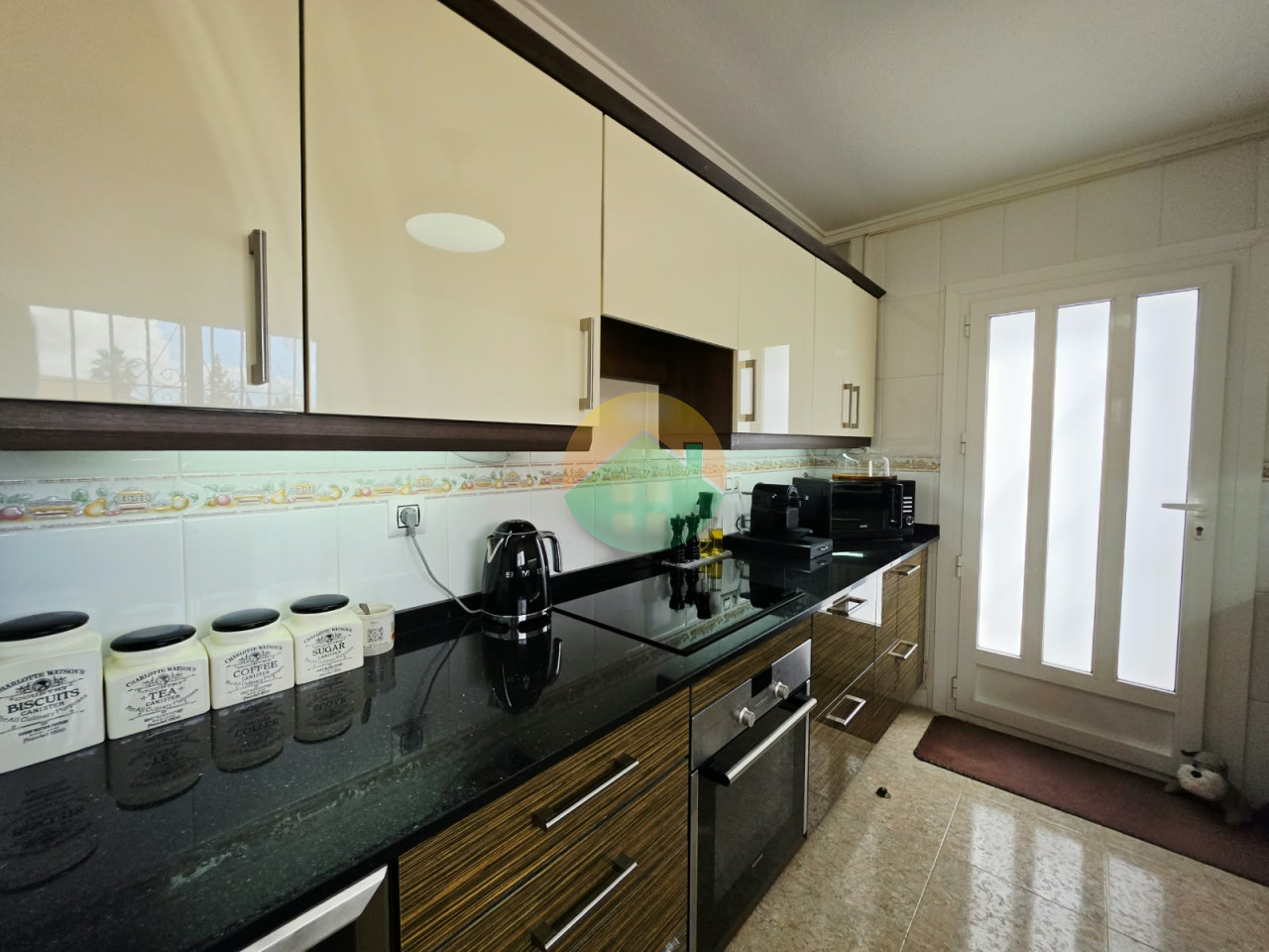 3 Bedroom Detached For Sale