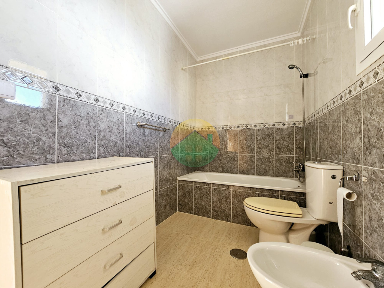 3 Bedroom Detached For Sale