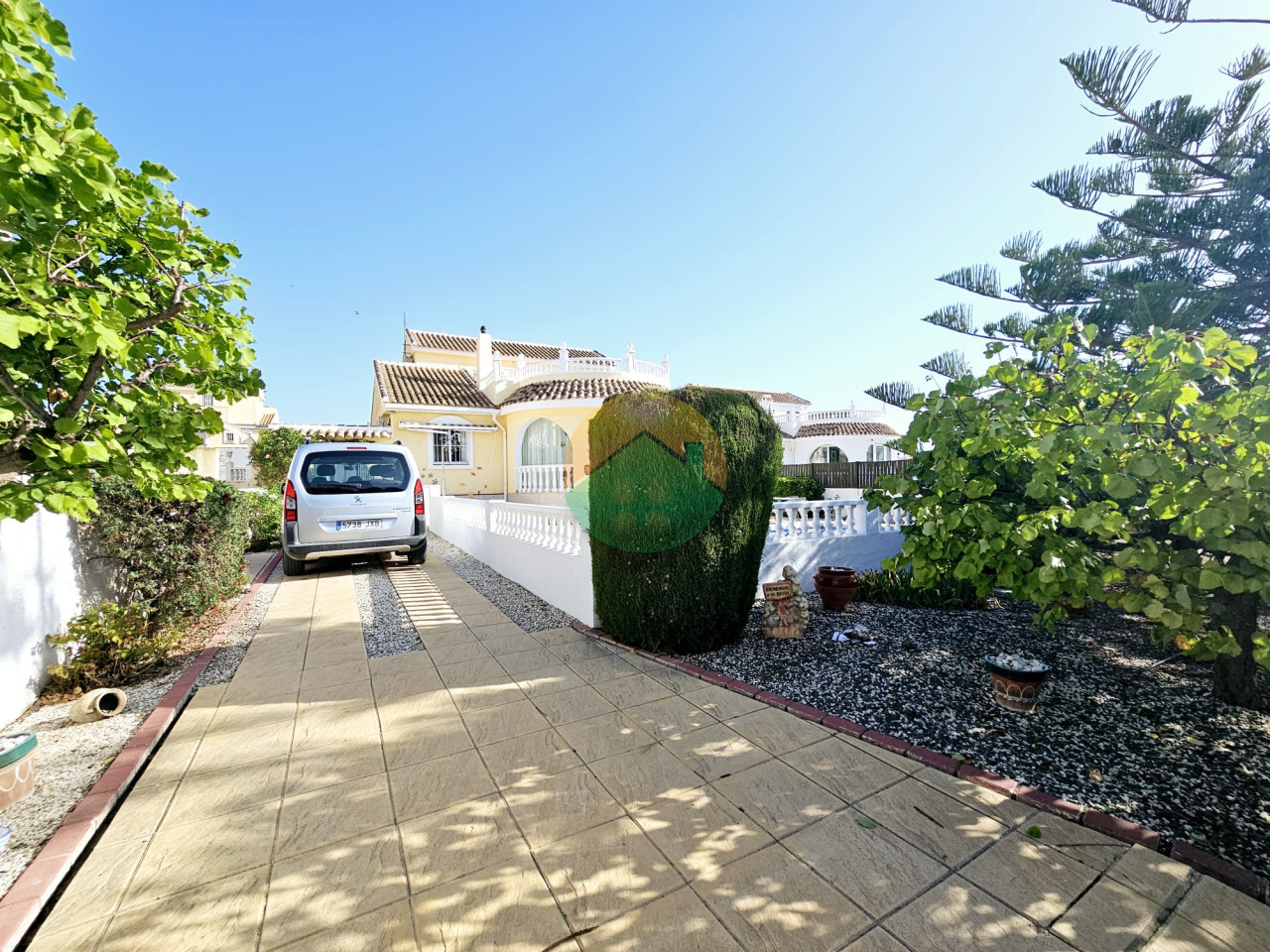 3 Bedroom Detached For Sale